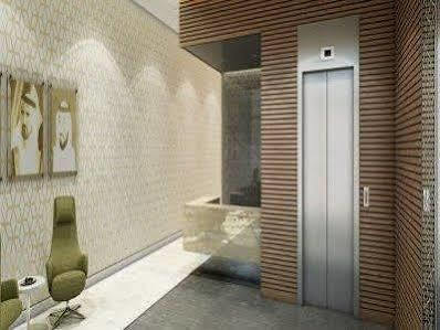 Hyatt Place Baniyas Square Dubai