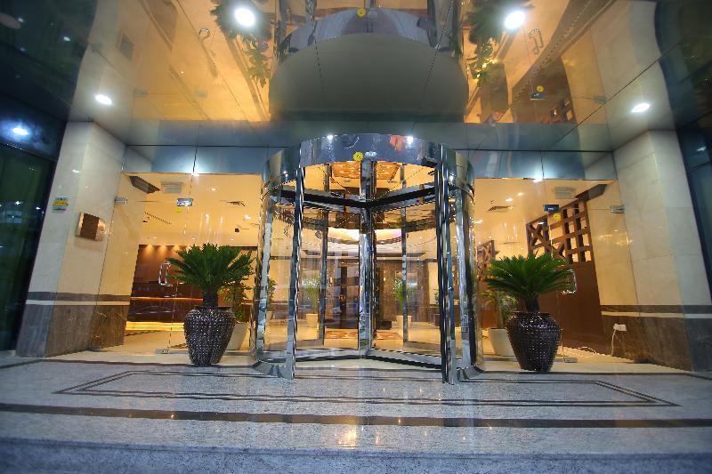 Aparthotel Dream Llc