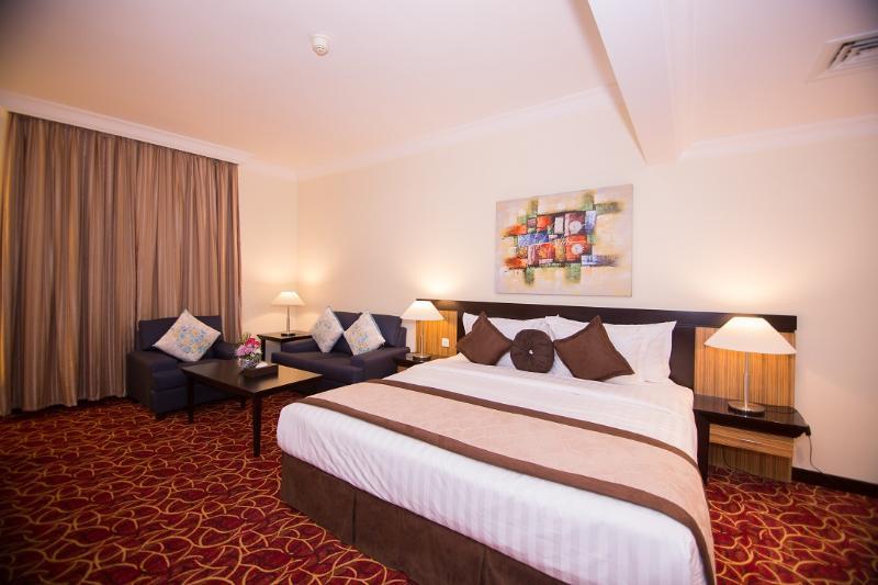 Aparthotel Dream Llc