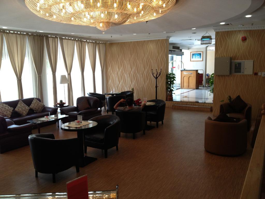 Dream Palace 3* Dubai