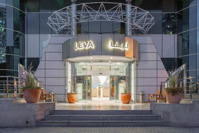 Hotel Leva And Opposite Downtown 4*