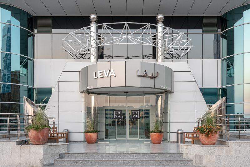 Leva And Opposite Downtown 4*