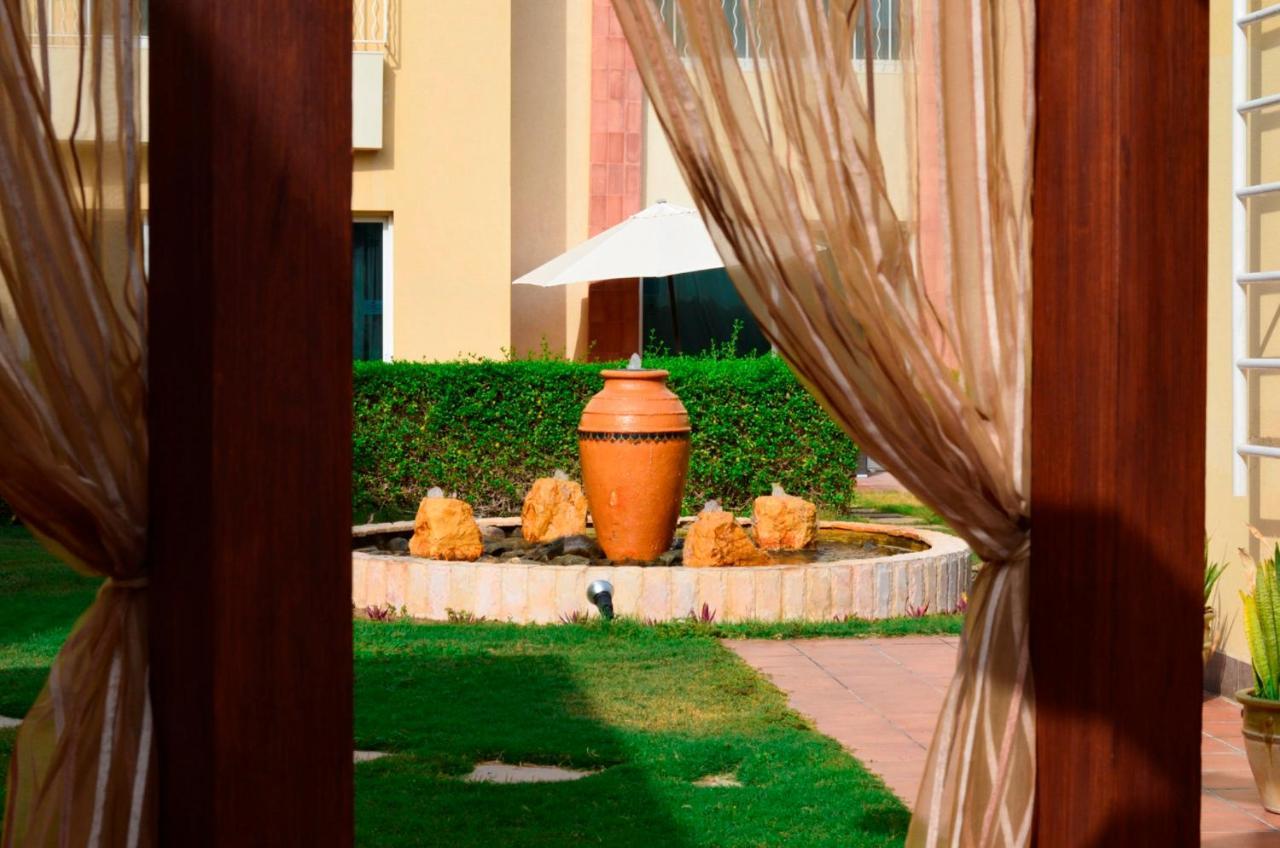 Coral Boutique * Dubai
