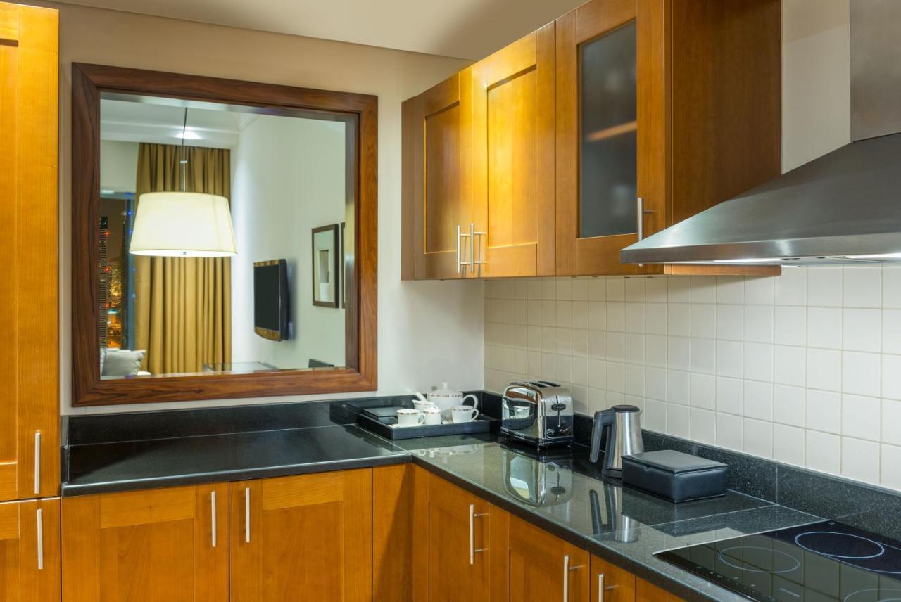 Grosvenor House Apartments 5*
