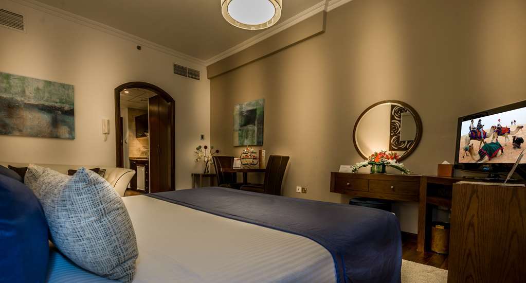 First Aparthotel