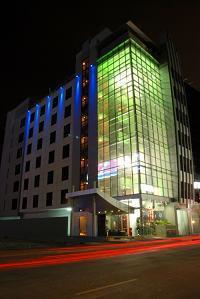 Otel Golden Tulip Suites