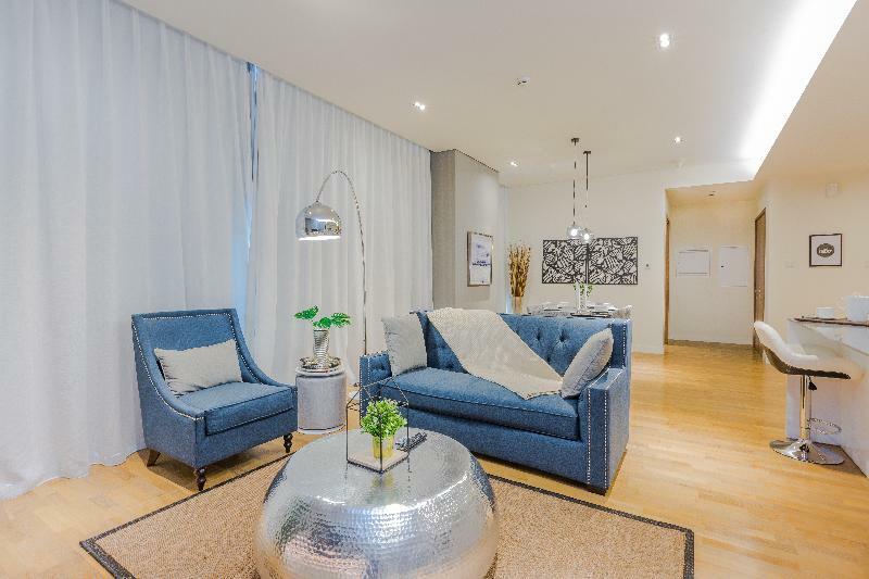 Hotel Walk 6 By Fam Living