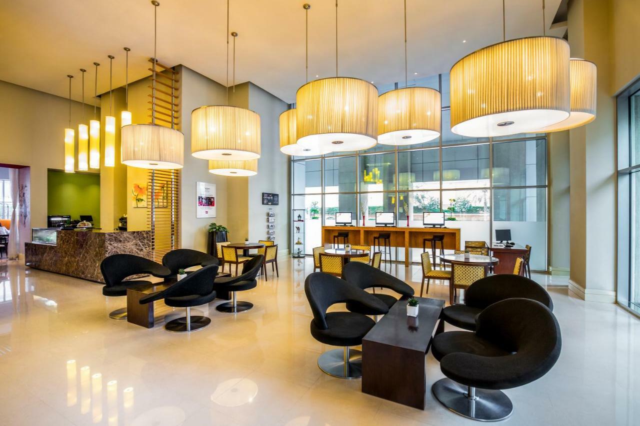 Ibis Deira Creekside