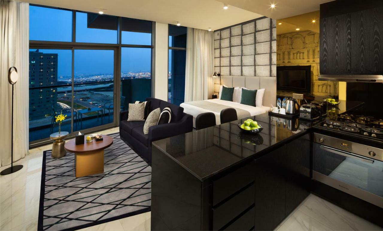 Millennium Atria Business Bay Aparthotel 5*