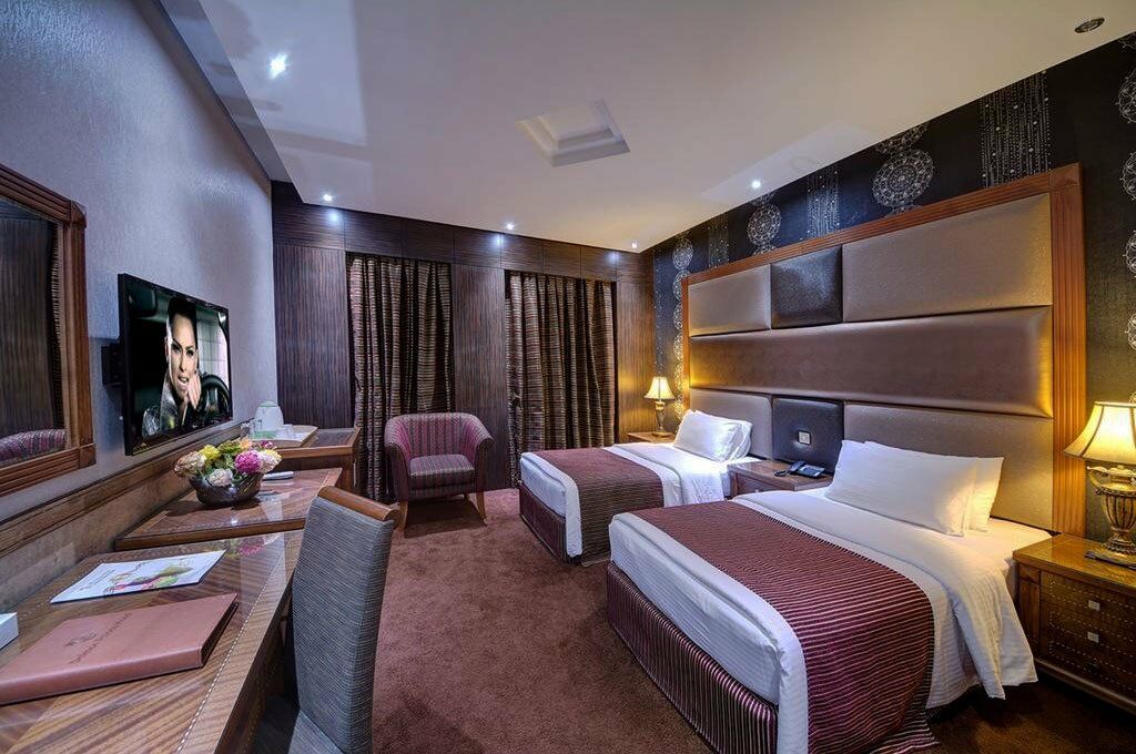 Delmon Palace 3*