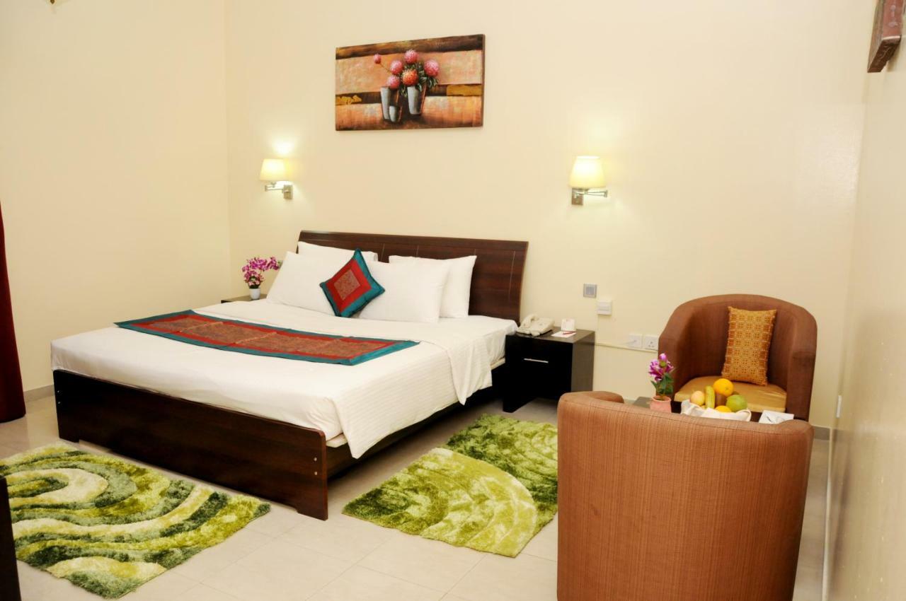 Otel Rainbow 3*