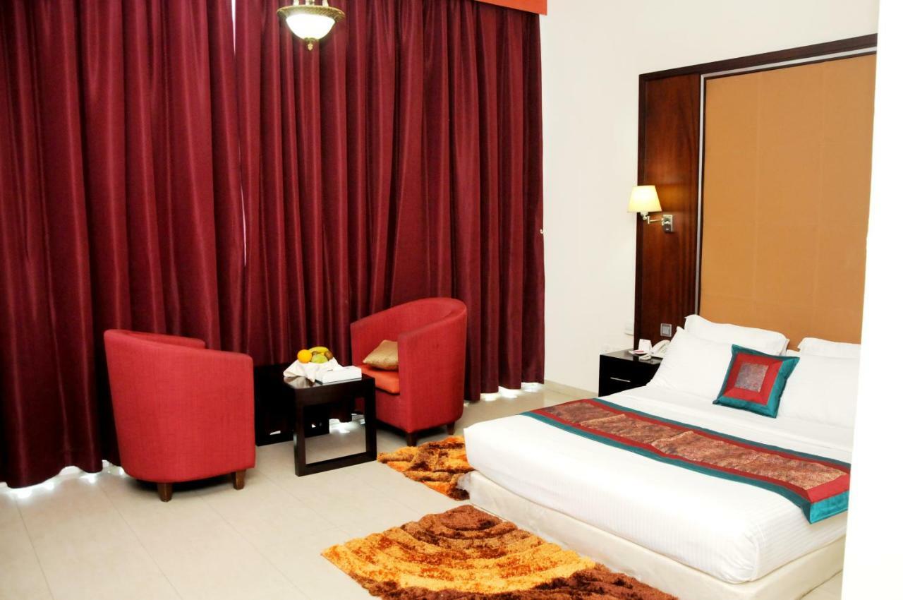 Otel Rainbow 3*