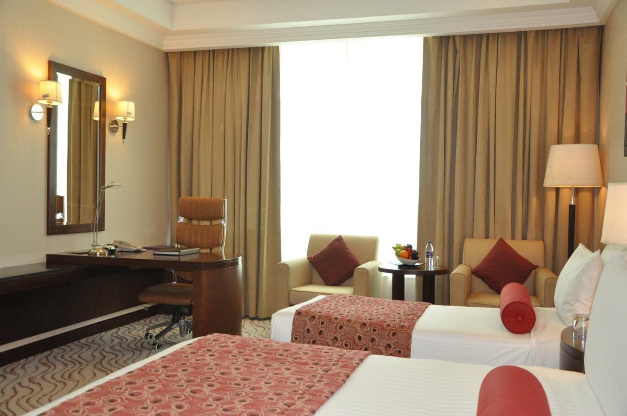 Hotel Park Regis Kris Kin 5*