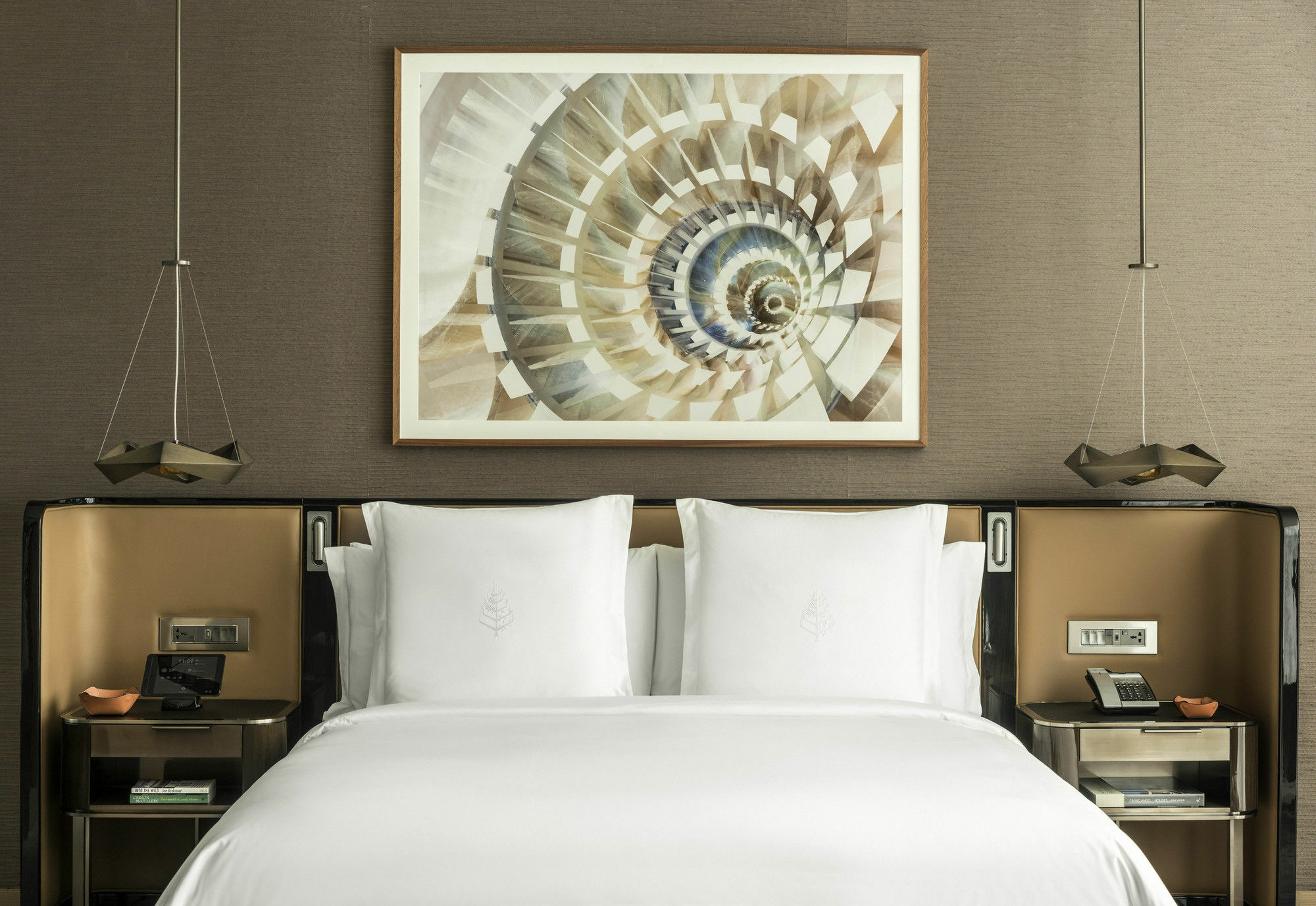 Four Seasons International Financial Centre 5*