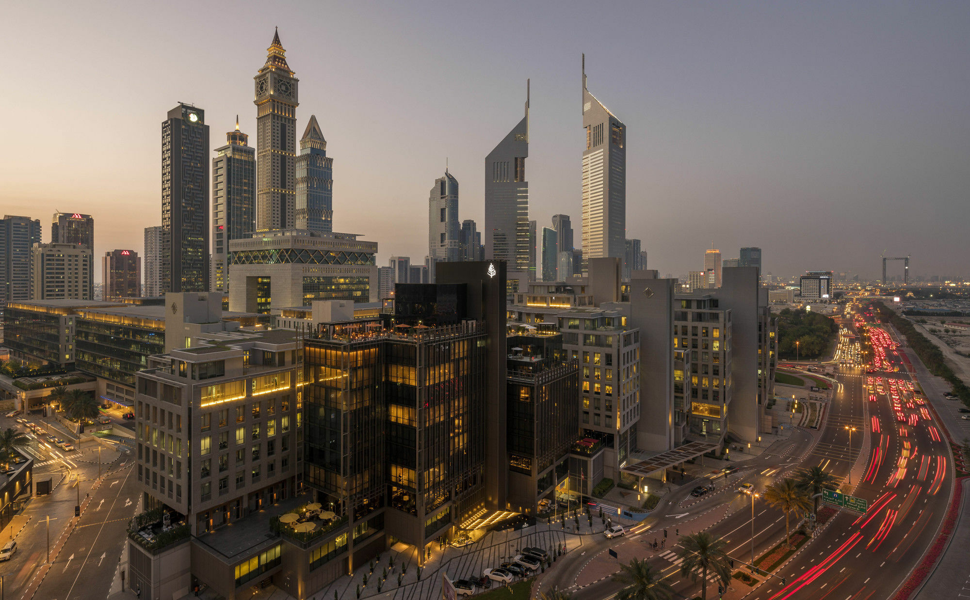Hotel Four Seasons International Financial Centre 5*