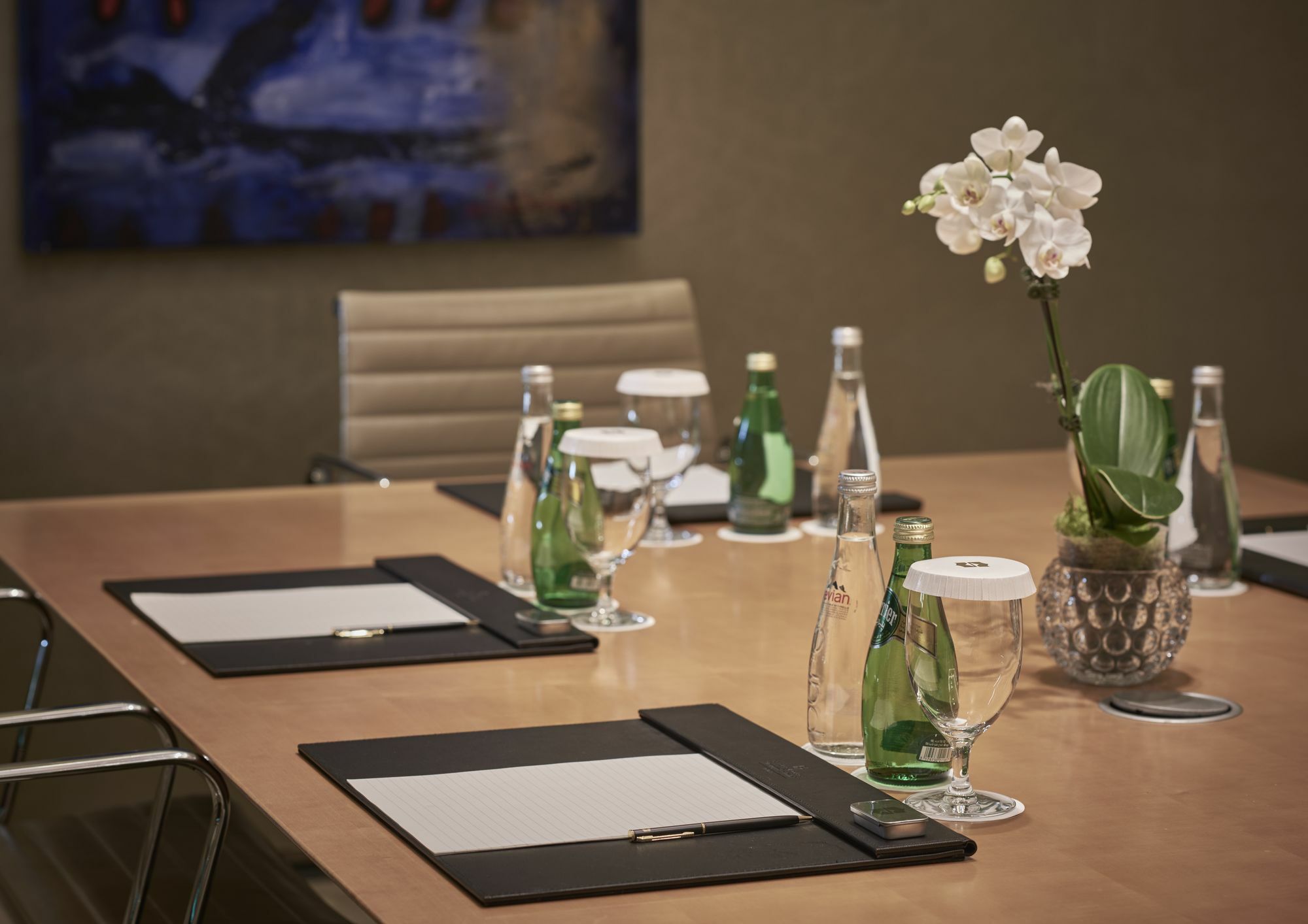 Aparthotel Shangri-La Apartments 5*