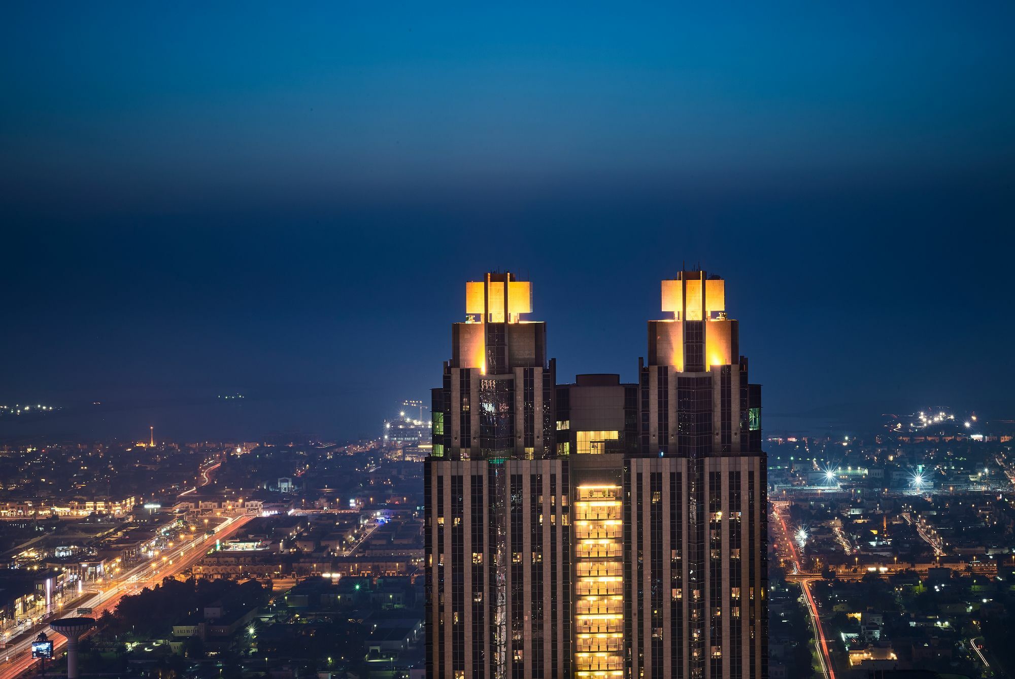 Aparthotel Shangri-La Apartments