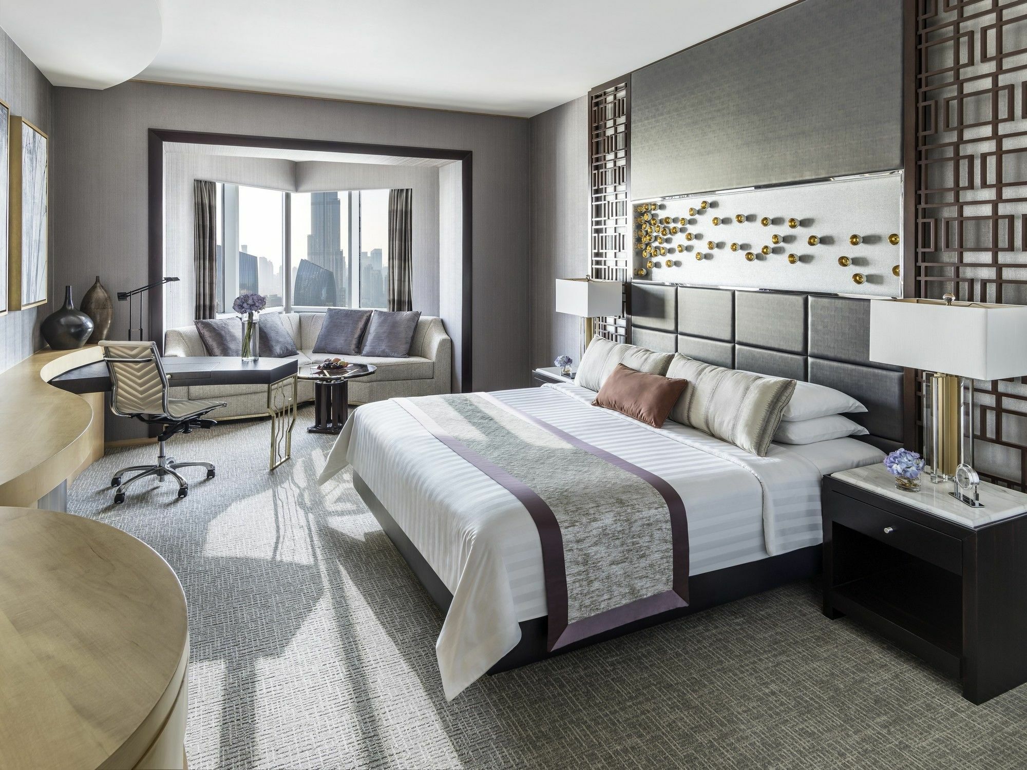 Shangri-La Apartments 5*