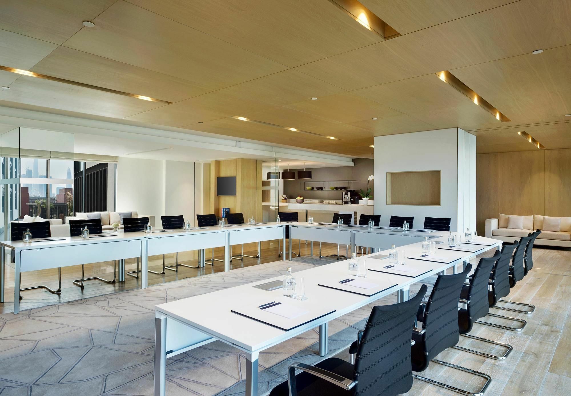 La & Walk Dubai, Autograph Collection Hotel 5*