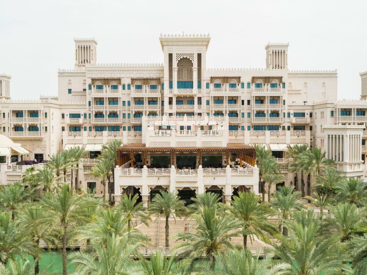 Jumeirah Al Qasr Resort Dubai