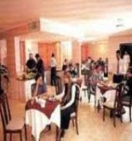 Al Muraqabat Plaza Aparthotel 3*