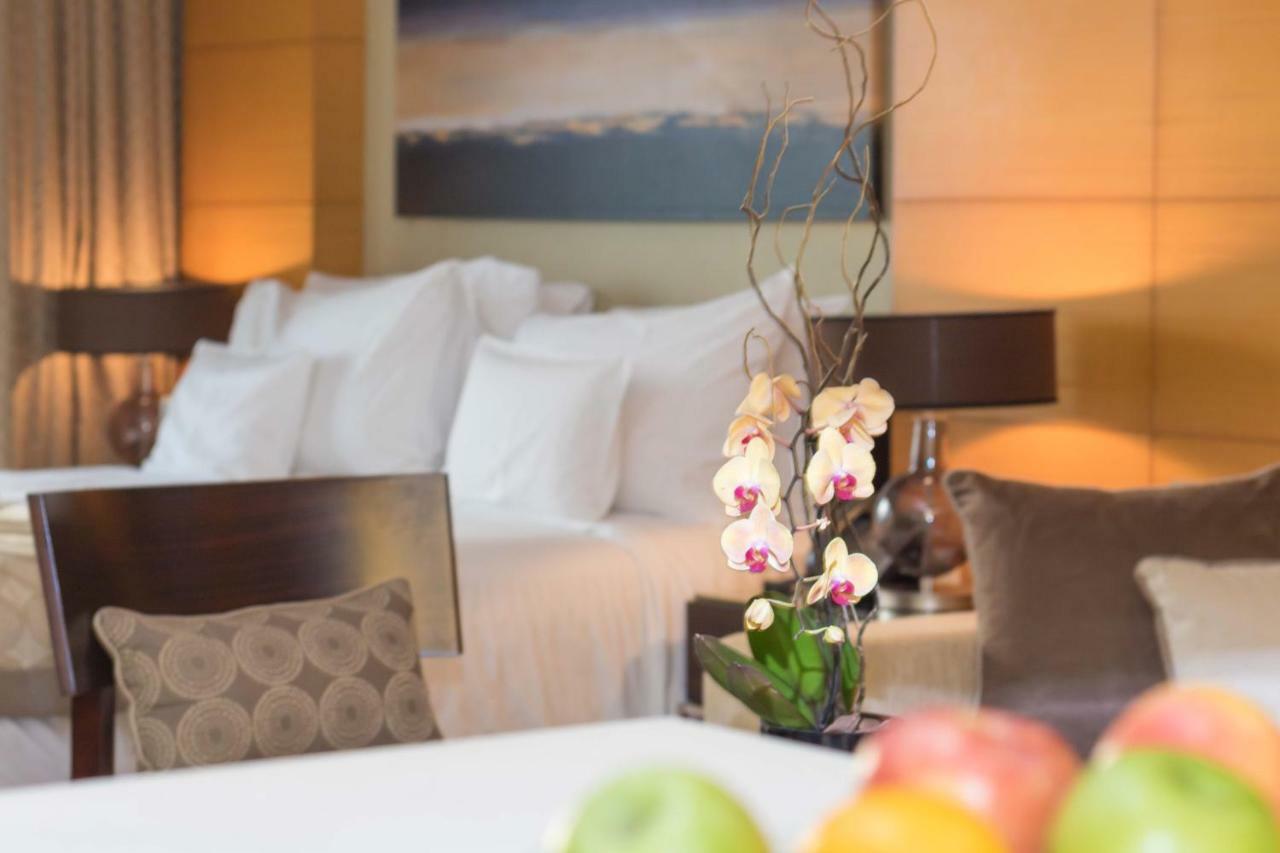Westminster Mall 5*