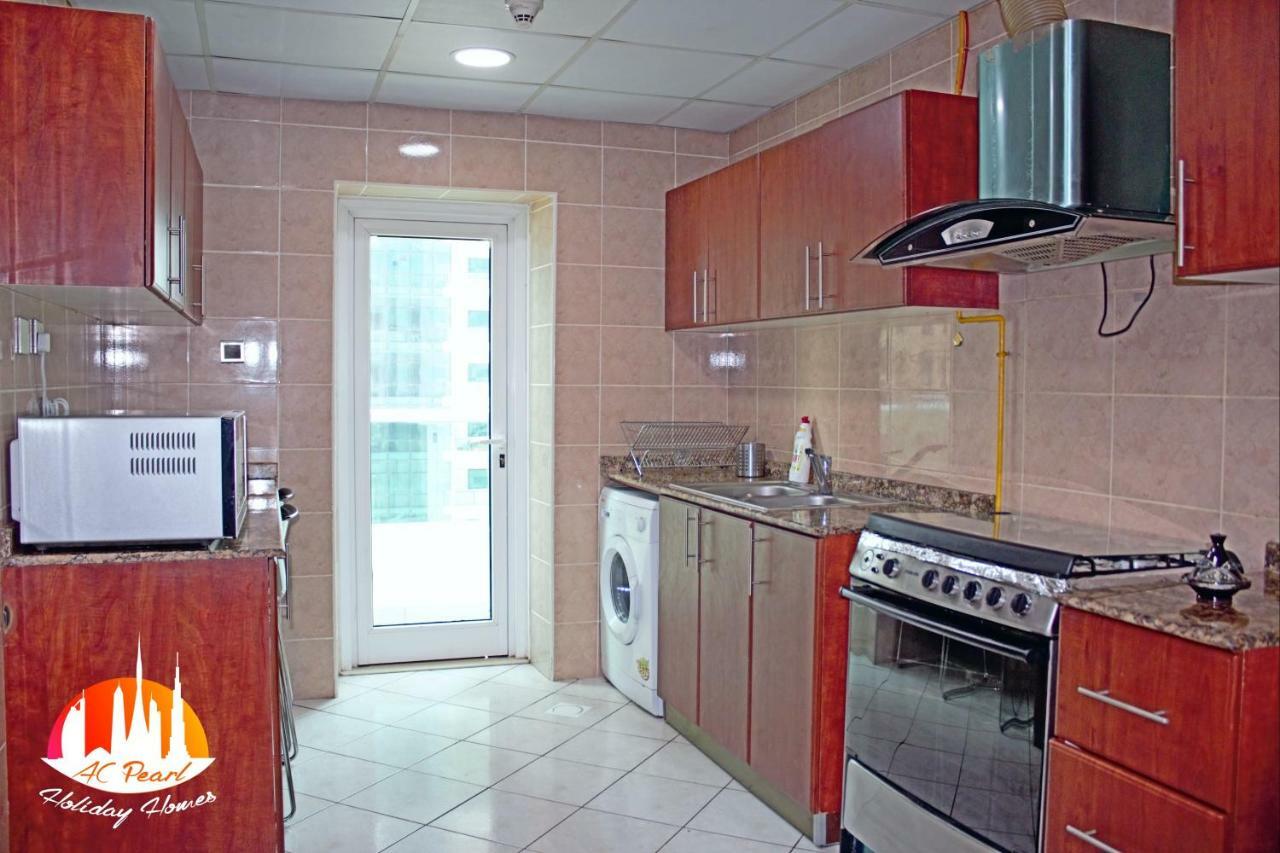 Two Continents Holiday Homes - Two Steps To Marina Walk * Dubai