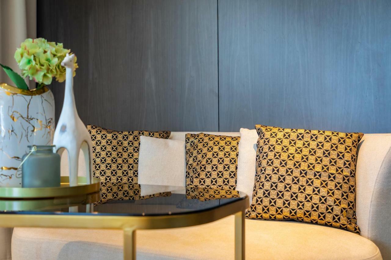 Maison Privee - Five Palm Residences Apartment *
