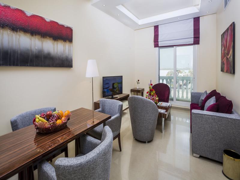 The View Al Barsha Apartment *