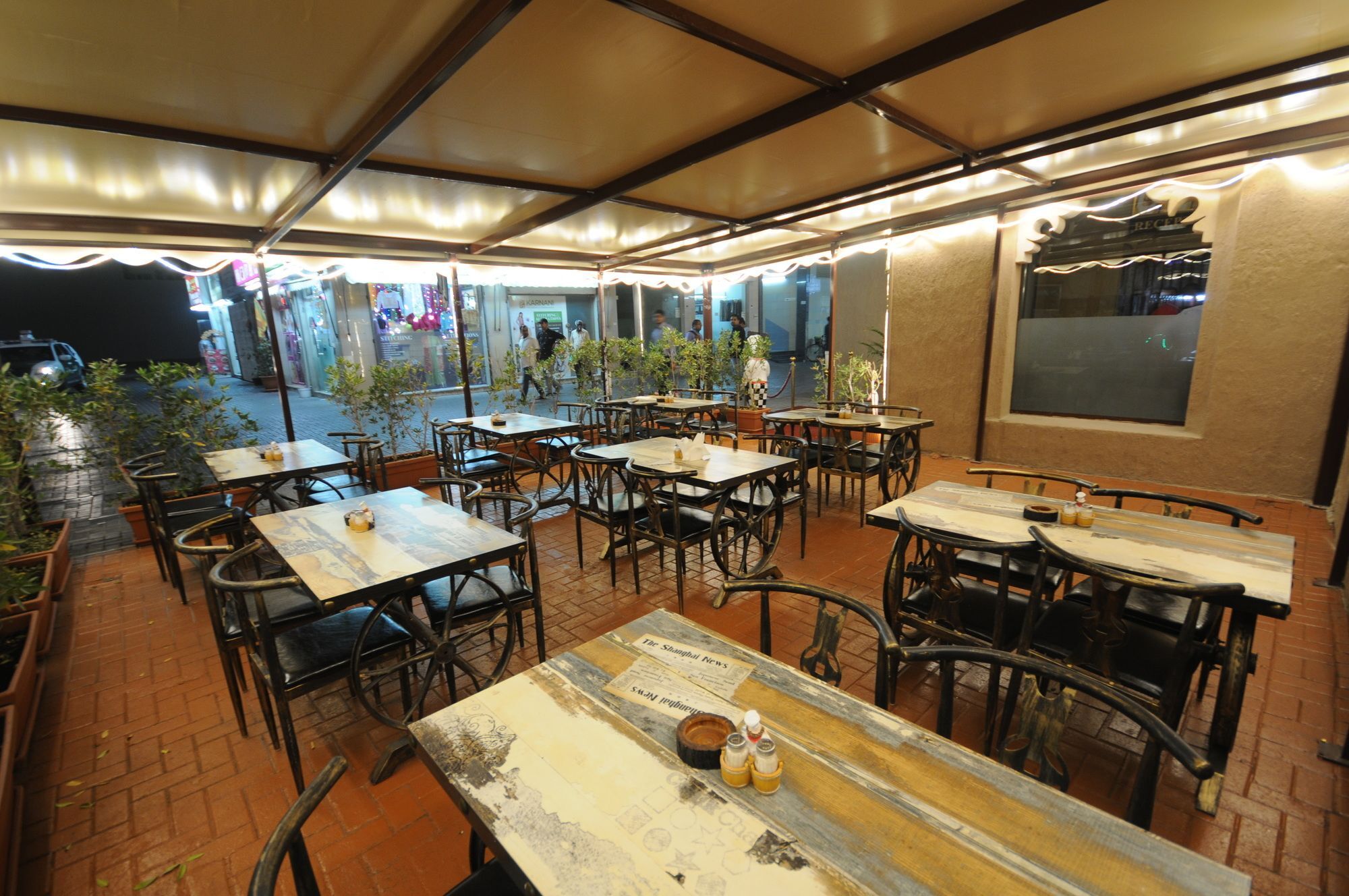 Capital O160 Lumbini Dream Garden Llc 2*