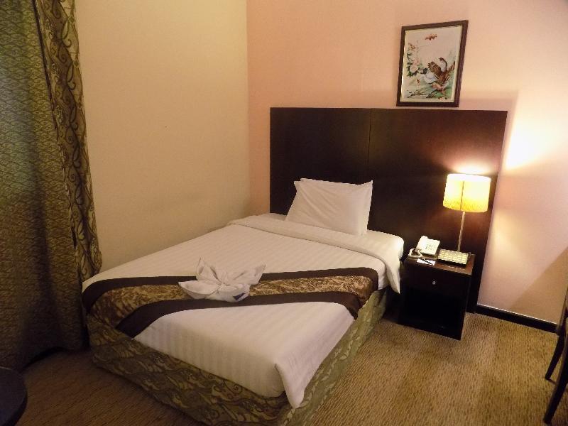 Dream Palace Hotel