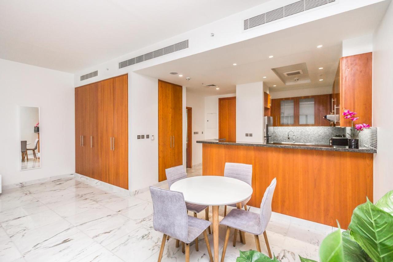Apartment Modern Large Park Difc