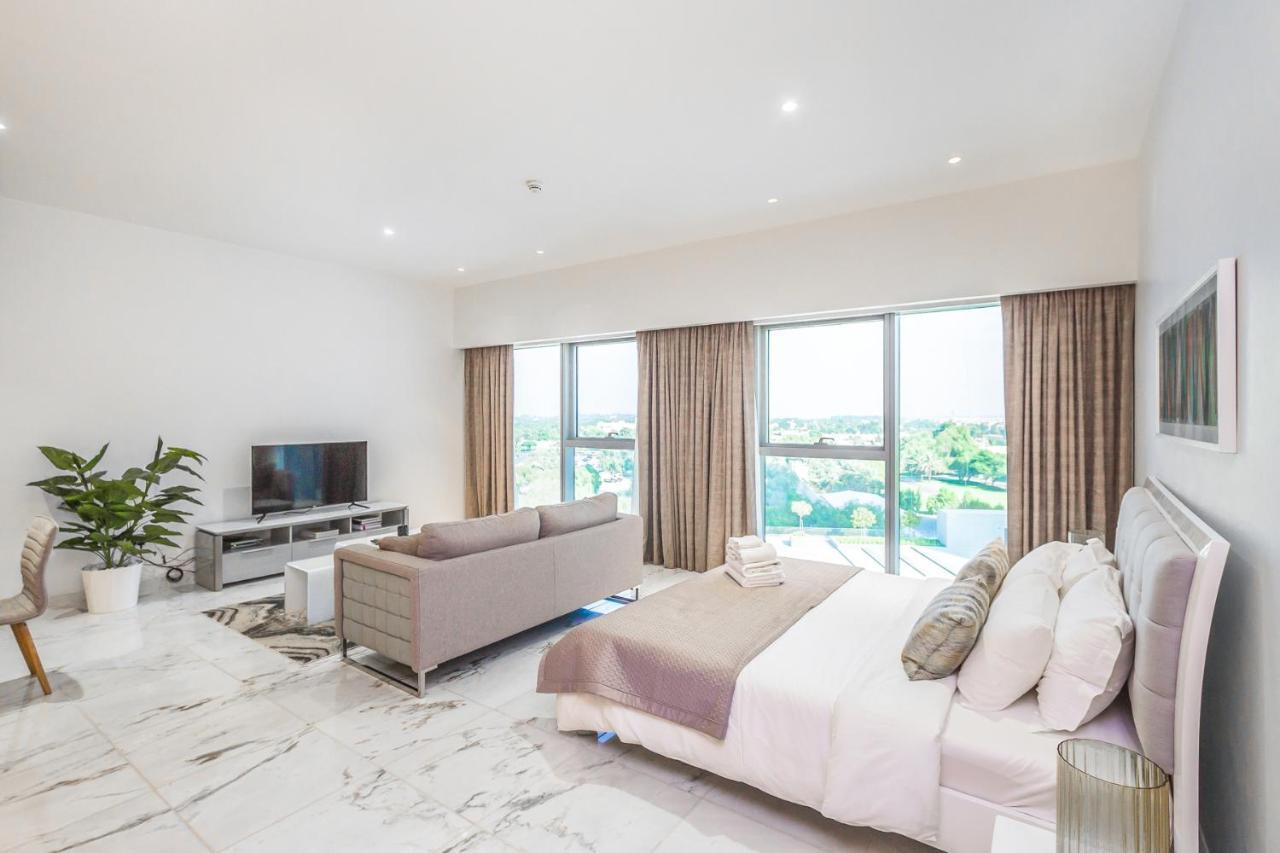 Modern Large Park Difc Apartment *