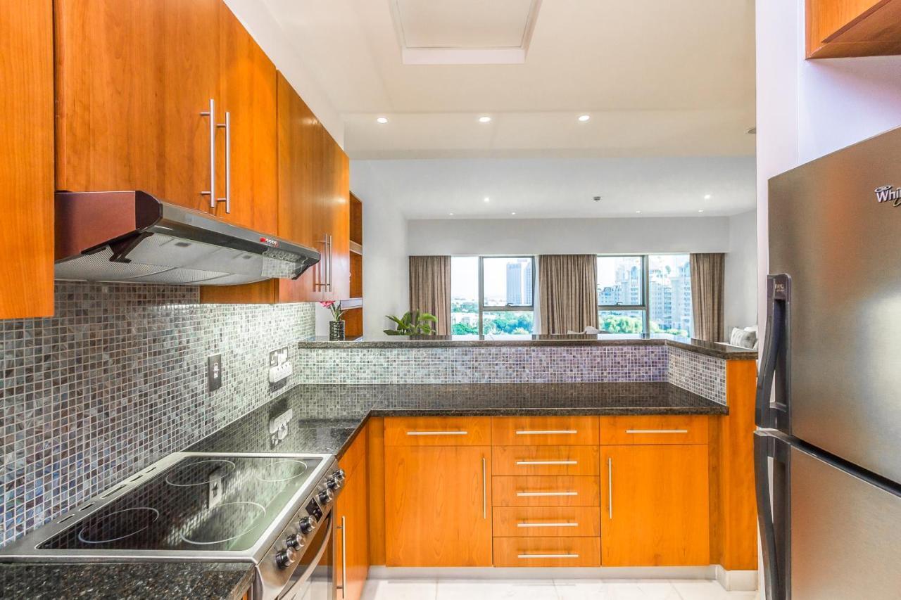 Modern Large Park Difc Apartment Dubai