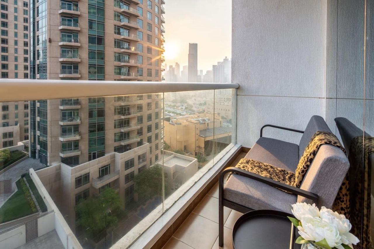 Daire Frank Porter - Burj Al Noujoum Dubai