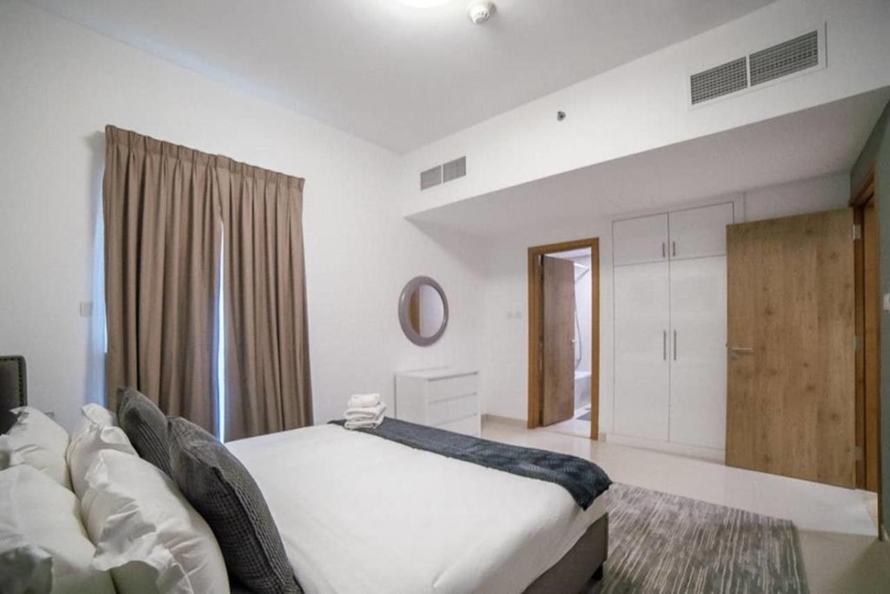Apartment Continental Tower, Marina - Luton Dubai