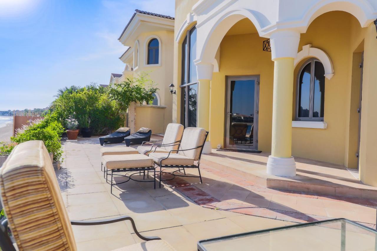 Villa Nasma Luxury Stays - Frond D Palm Jumeirah Dubai