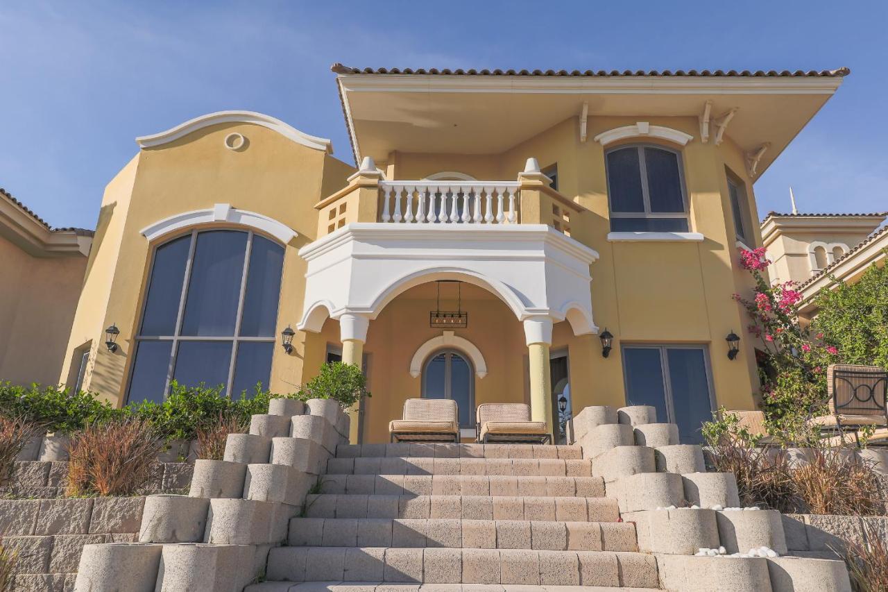 Villa Nasma Luxury Stays - Frond D Palm Jumeirah Dubai