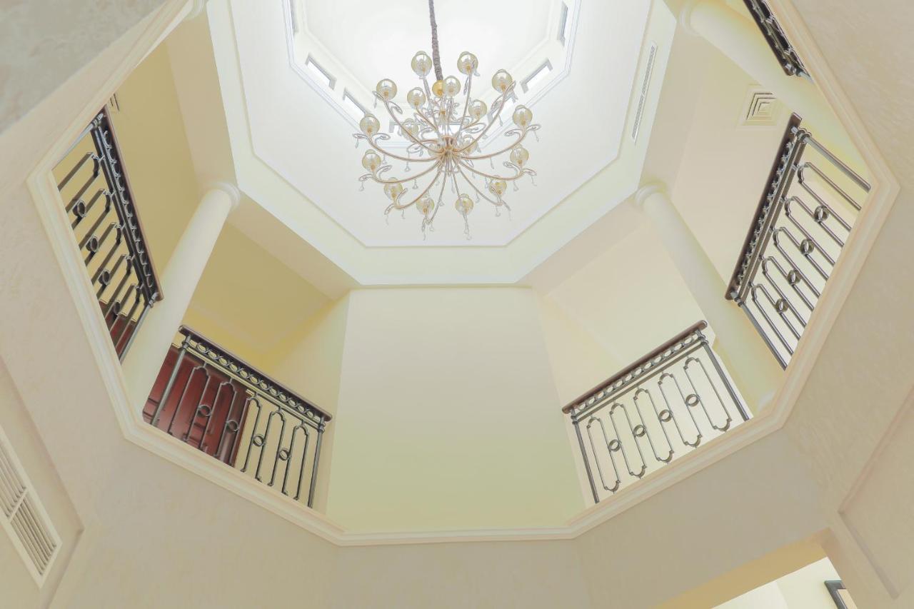 Nasma Luxury Stays - Frond D Palm Jumeirah *