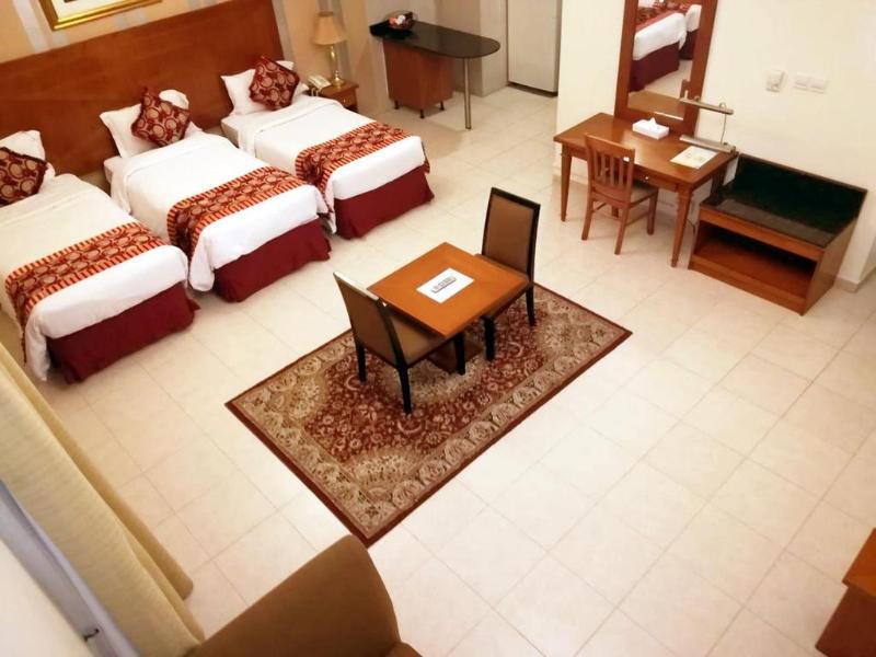 Icon Aparthotel 4*