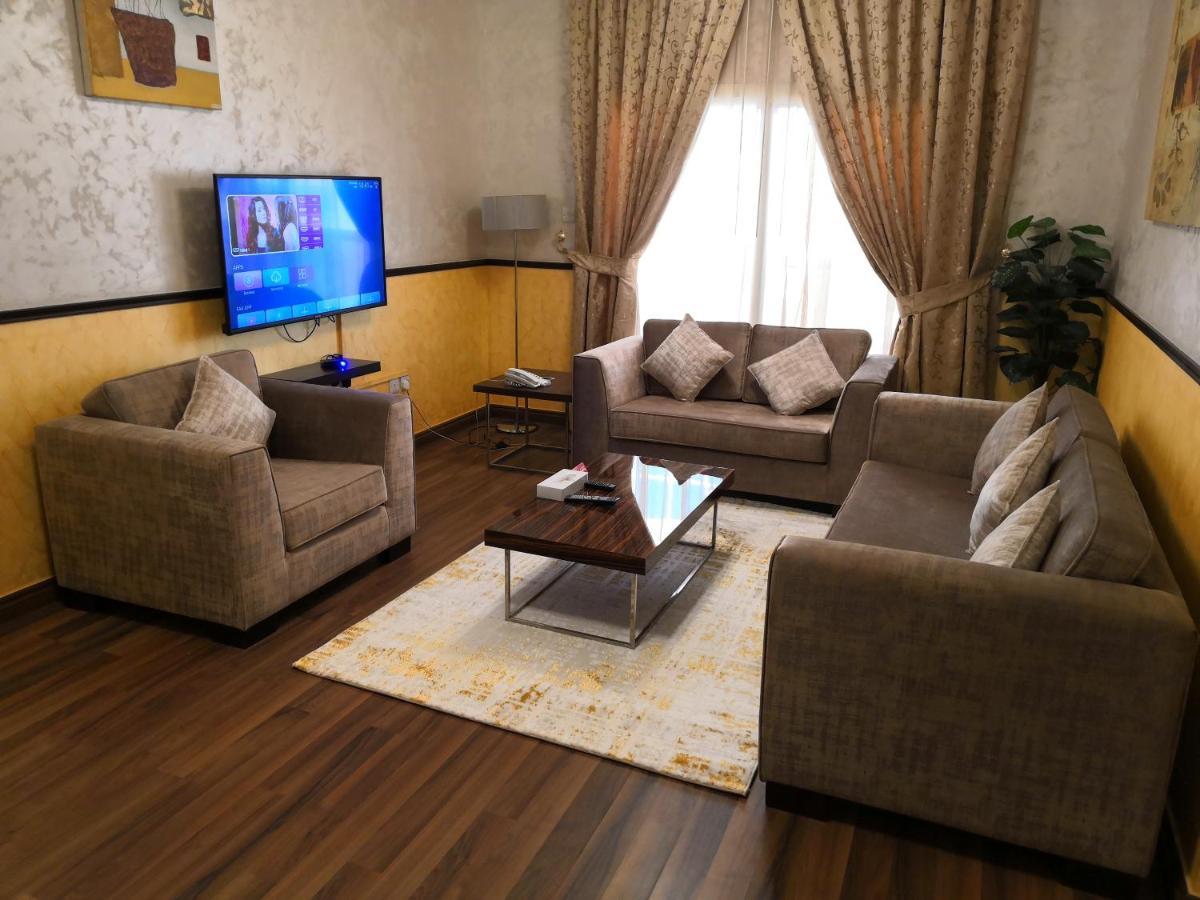 Boulevard City Aparthotel Dubai