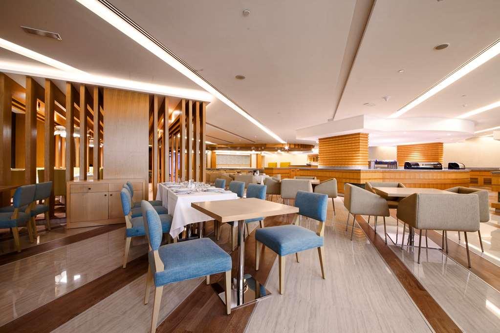 Lavender Al Nahda Hotel 4*