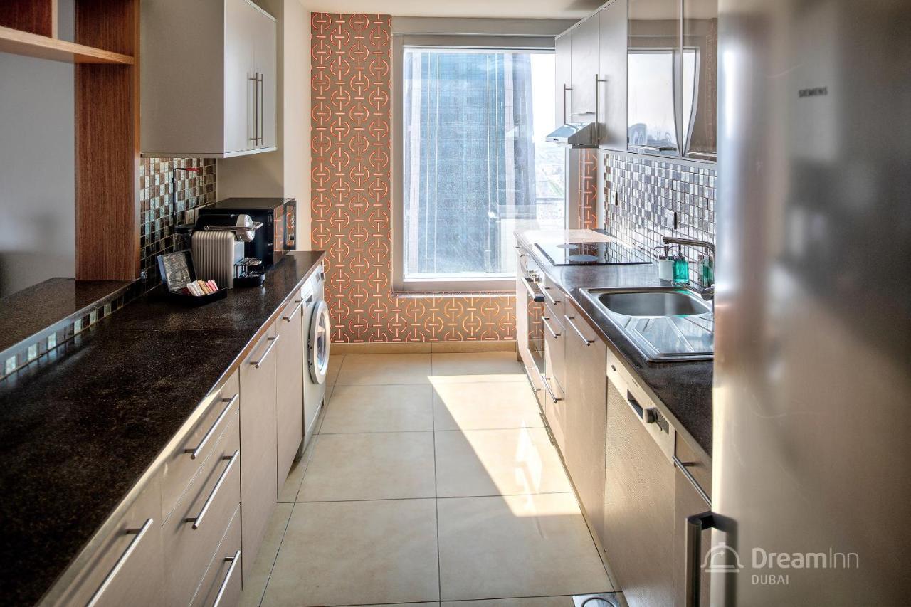 Dream - 48 Burj Gate Downtown Homes Apartment Dubai