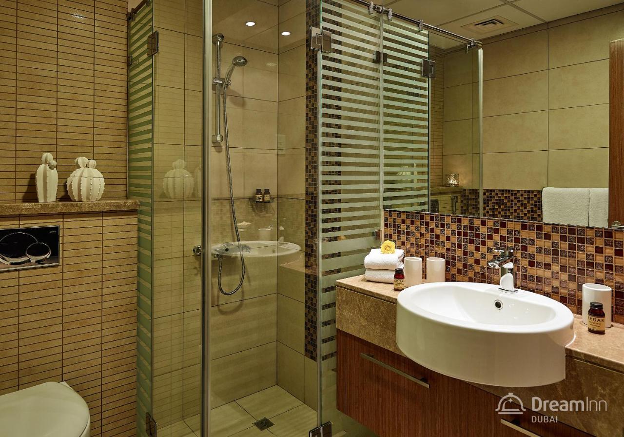 Dream - 48 Burj Gate Downtown Homes Apartment Dubai