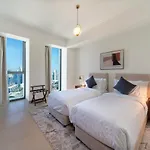 Full Burj Khalifa View: Atlas Homestays - 03 Bedroom At Burj Vista 5005