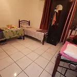 Bed Space For Females Near Metro Station