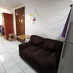 Bed Space For Males Near Metro Station