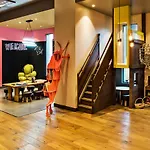 Emaar Residences Fashion Avenue Formerly Address Dubai Mall By The S Holiday Homes