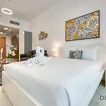 Urban Studio In Pantheon Elysee Jvc By Deluxe Holiday Homes
