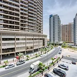 Gentle Studio In Uniestate Sports Tower Dubai Sports City By Deluxe Holiday Homes